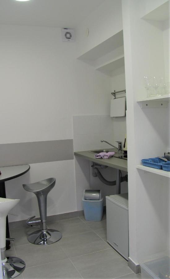 Vicencin Place Downtown Studio Apartments Sibenik Ngoại thất bức ảnh